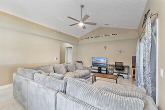 1622 SW Realty St in Port St. Lucie, FL - Building Photo - Building Photo