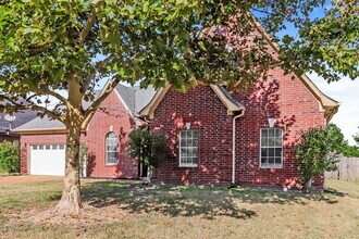 9064 Kyle Duran Ln in Olive Branch, MS - Building Photo - Building Photo