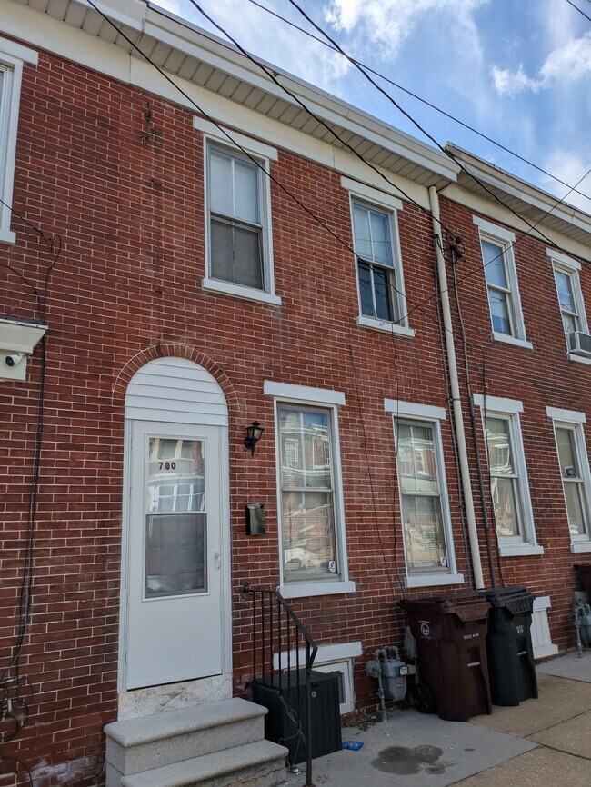 property at 720 S Harrison St