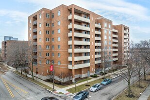 William Place in River Forest, IL - Building Photo