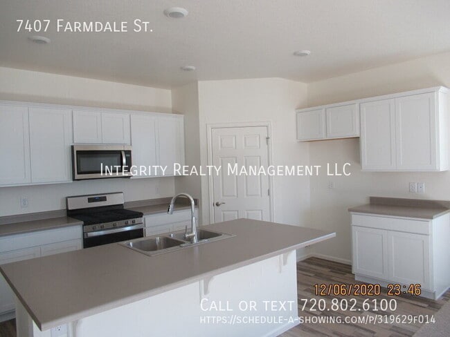 7407 Farmdale St in Frederick, CO - Building Photo - Building Photo