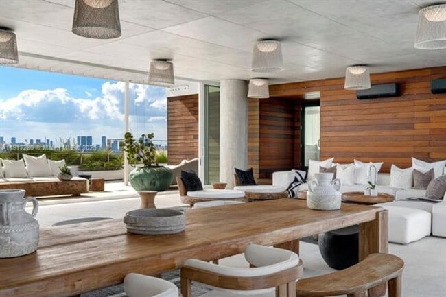 property at 4701 Meridian Ave