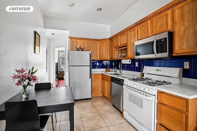 504 W 168th St in New York, NY - Foto de edificio - Building Photo