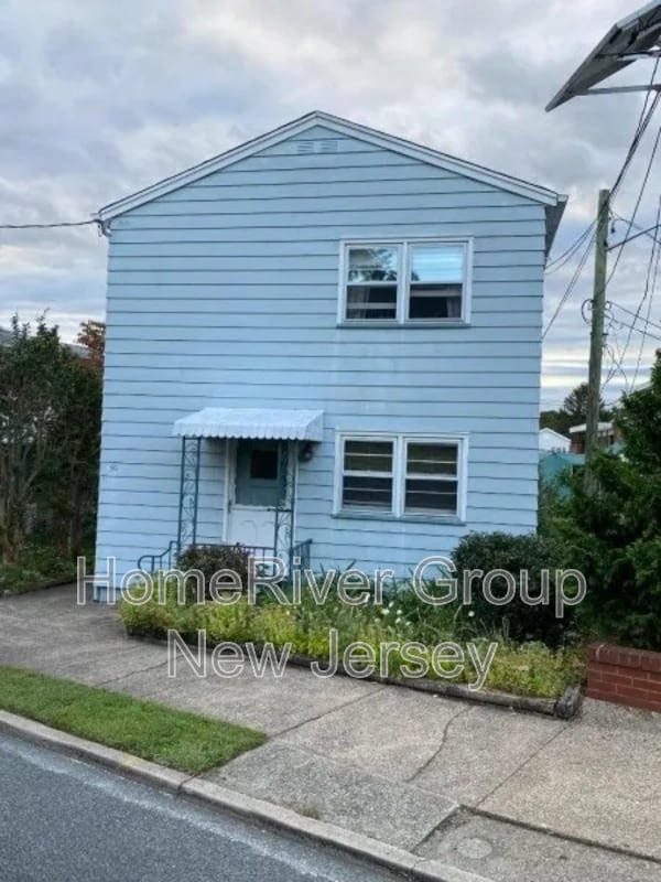 property at 30 Irving Pl