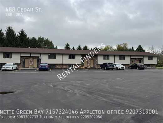 488 Cedar St in Chilton, WI - Building Photo - Building Photo
