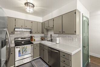 5026 Palmer Park Blvd in Colorado Springs, CO - Building Photo - Building Photo