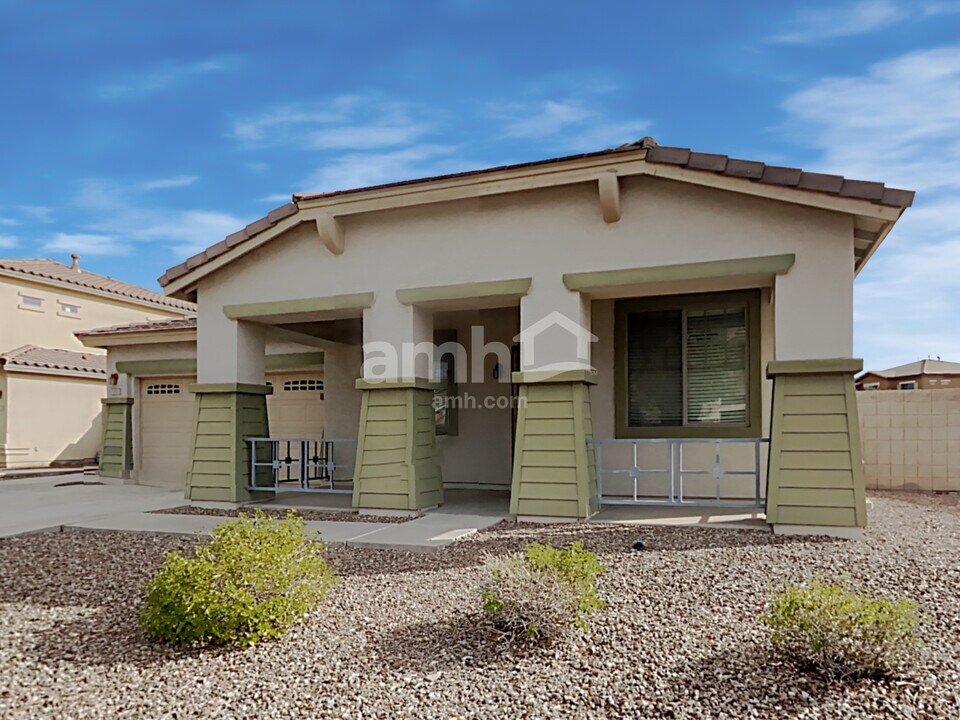 7411 N 88th Ln in Glendale, AZ - Building Photo