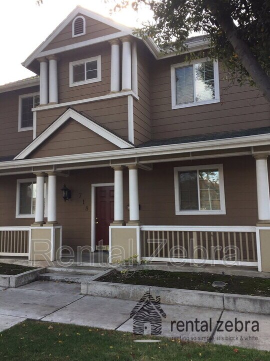 718 W 18th St in Merced, CA - Building Photo