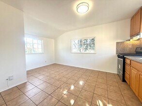 119 N Claremont St in San Mateo, CA - Building Photo - Building Photo