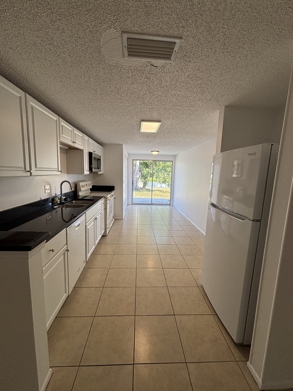 4209 79th St W in Bradenton, FL - Building Photo - Building Photo