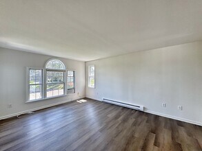 4 Girard St in Norwalk, CT - Building Photo - Building Photo