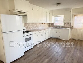 1502 Larson St in Greensboro, NC - Building Photo - Building Photo