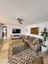 123 Mansfield C-Unit -123 in Boca Raton, FL - Foto de edificio - Building Photo