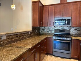 72 Merrimac St in Woburn, MA - Building Photo