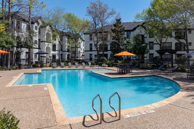 Stone Creek at Old Farm Apartments in Houston, TX - Foto de edificio - Building Photo