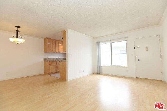 property at 440 Raymond Ave