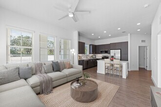 Ellenton Crossings in Ellenton, FL - Foto de edificio - Building Photo