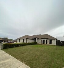 5009 Chad Dr in Killeen, TX - Building Photo - Building Photo