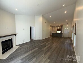 5325 Silabert Ave in Charlotte, NC - Building Photo - Building Photo