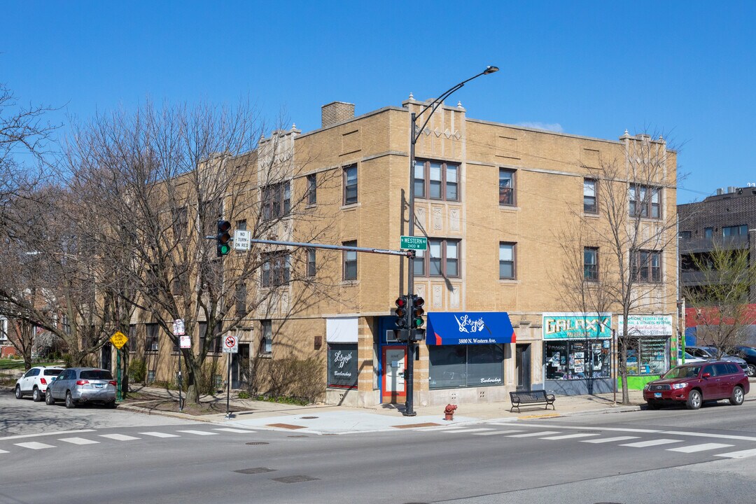 3800 N Western Ave in Chicago, IL - Building Photo