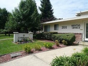 Carmichael Cove in Carmichael, CA - Building Photo - Building Photo