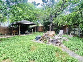 3932 Locke Ave in Fort Worth, TX - Building Photo - Building Photo