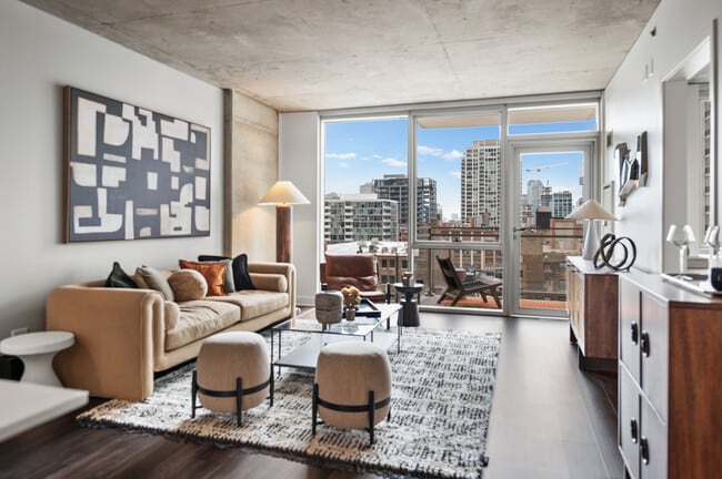 220 WIL in Chicago, IL - Building Photo - Building Photo