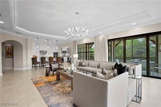 16391 Viansa Wy in Naples, FL - Building Photo - Building Photo