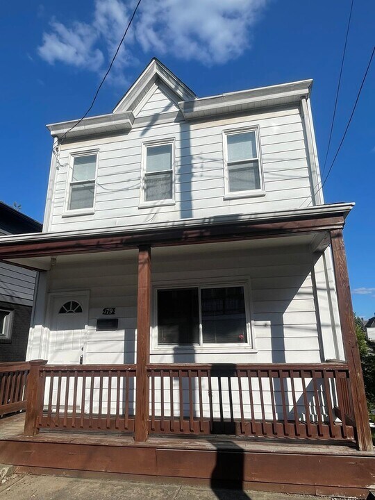 179 Amabell St in Pittsburgh, PA - Building Photo