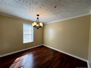 372 Bubble Creek Ct in Fayetteville, NC - Building Photo - Building Photo