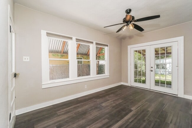 823 W Euclid Ave in San Antonio, TX - Building Photo - Building Photo