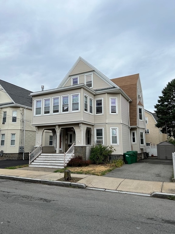 property at 9 Yale St