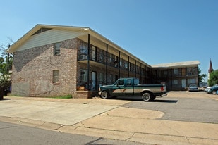 North Village Apartments in Fort Smith, AR - Building Photo