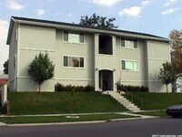 414 400 N, Unit 2