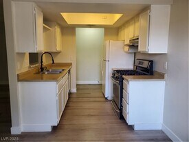 4571 Carriage Park Dr