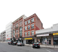 Downtown Condominiums in New Britain, CT - Foto de edificio - Building Photo