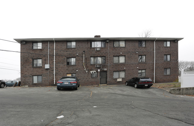 Union and Grove Apartments in Methuen, MA - Building Photo - Building Photo