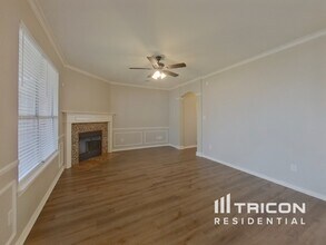 2008 Wahoo Dr in Mansfield, TX - Foto de edificio - Building Photo