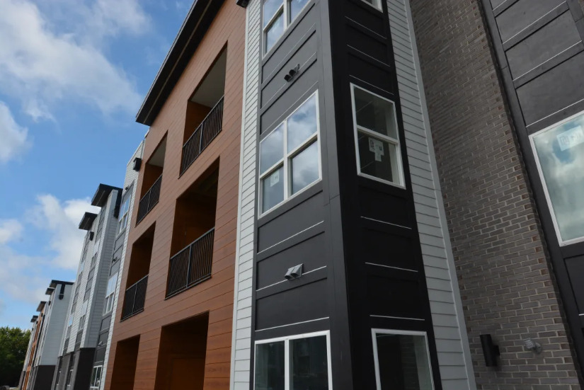 The Landing Apartments in Indianapolis, IN - Building Photo