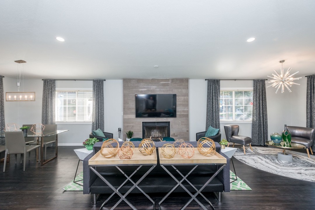 Oak Valley Apartment Homes in Tulare, CA - Foto de edificio