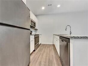 2909 Ridgeview Dr in Atlanta, GA - Building Photo - Building Photo