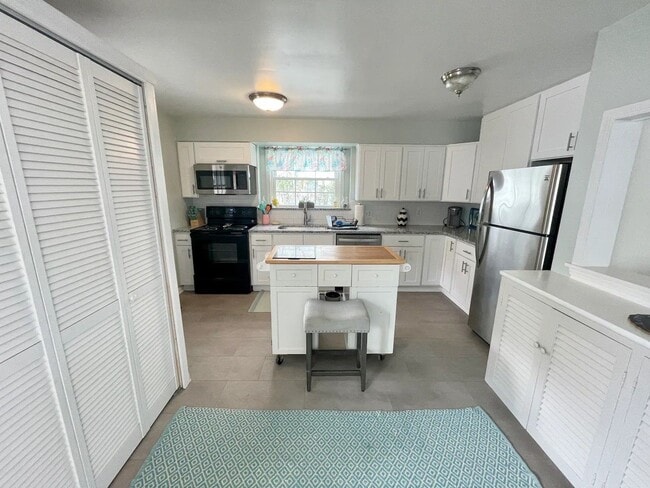 210 79th St in Virginia Beach, VA - Building Photo - Building Photo