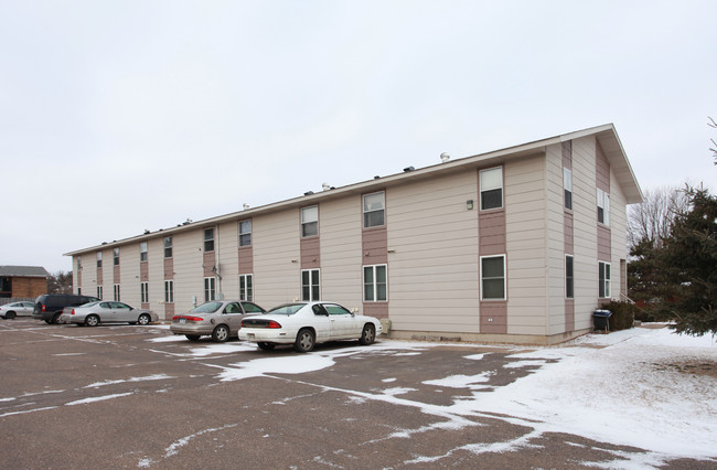 2502 Fryklund Dr in Menomonie, WI - Building Photo - Building Photo