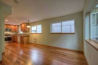 3644 Courtland Pl S in Seattle, WA - Building Photo - Building Photo