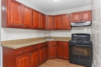 639 E 226th St in Bronx, NY - Building Photo - Building Photo
