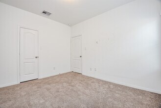 31326 Black Frst Xing in Fulshear, TX - Building Photo - Building Photo