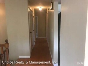 1615 S Buffstone Ct in Bloomington, IN - Building Photo - Building Photo