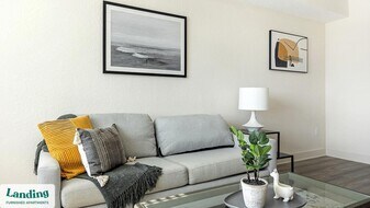 9650 52nd Ave E in Palmetto, FL - Building Photo