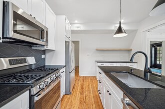 1928 Harrison St in Evanston, IL - Foto de edificio - Building Photo