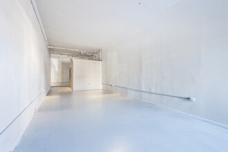 4732-4742 W Washington Blvd in Los Angeles, CA - Building Photo - Interior Photo